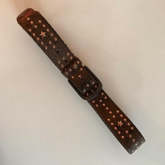 B. Belt Studded Leather Belt, Rose Gold main image 4
